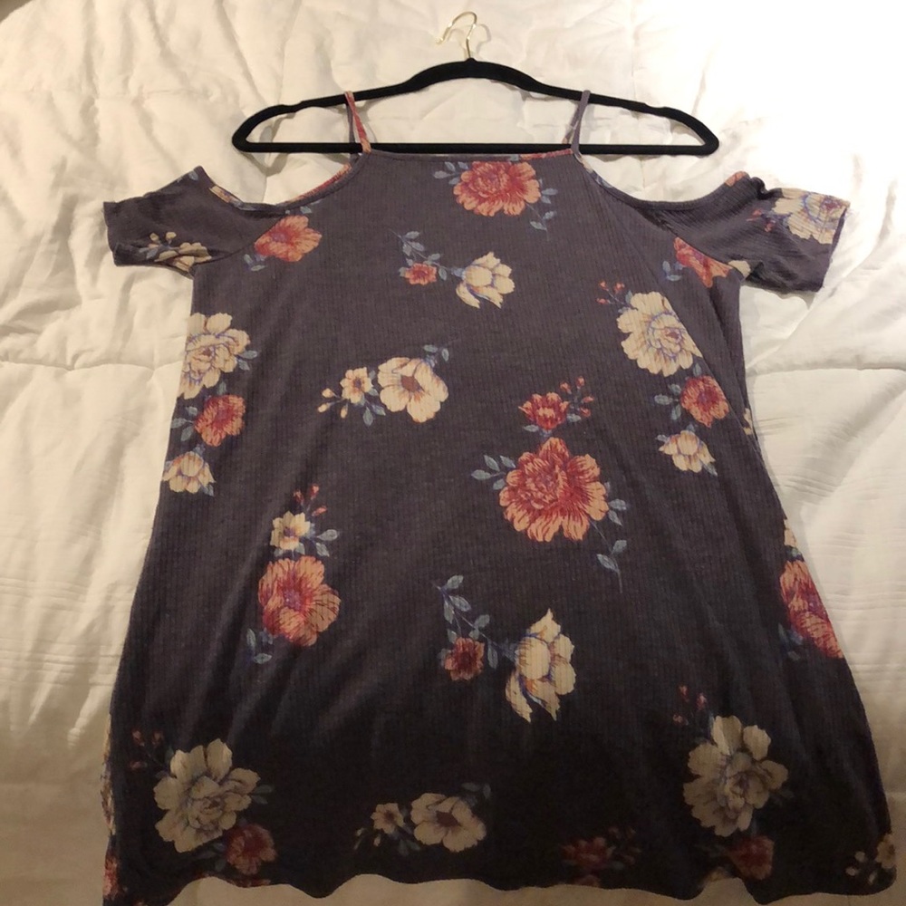 Off shoulder Dress